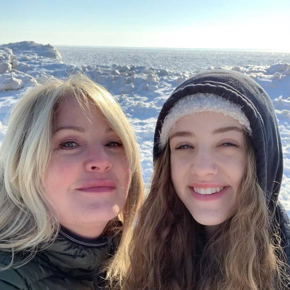 Meet your Posher, Kim - Picture 1 of 1